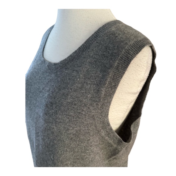 SACKS FIFTH AVENUE Women’s Gray Cashmere Top Blouse Vest Size L Sleeveless - Picture 4 of 6